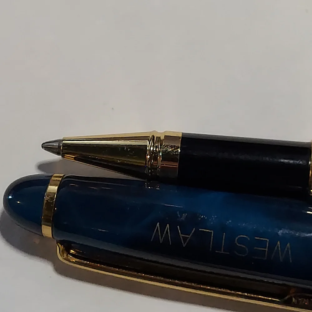 Blue‎ Refillable Ball Point Pen Gold Trim - Picture 6 of 10